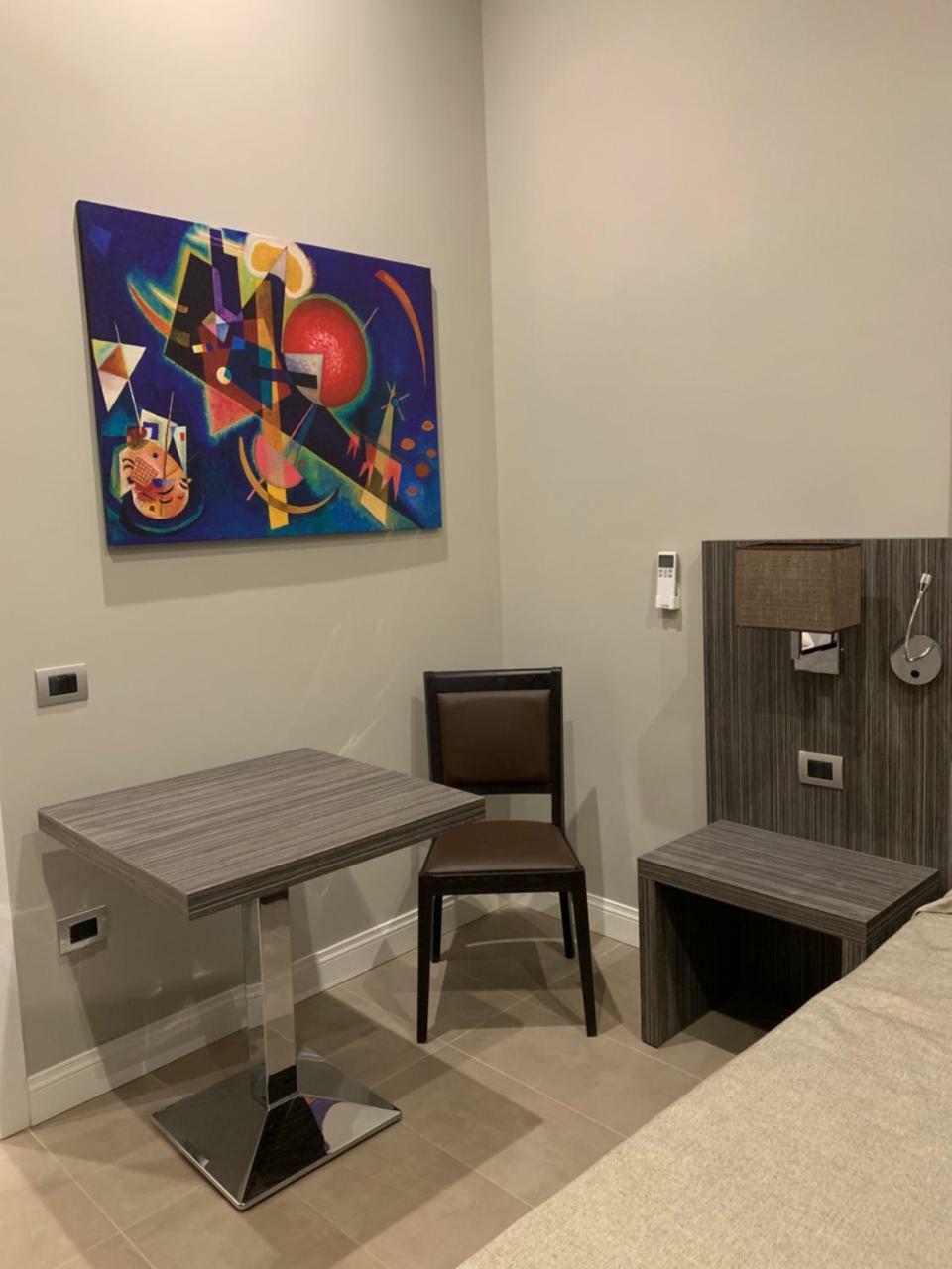 Hotel Ausonia Νάπολη Εξωτερικό φωτογραφία