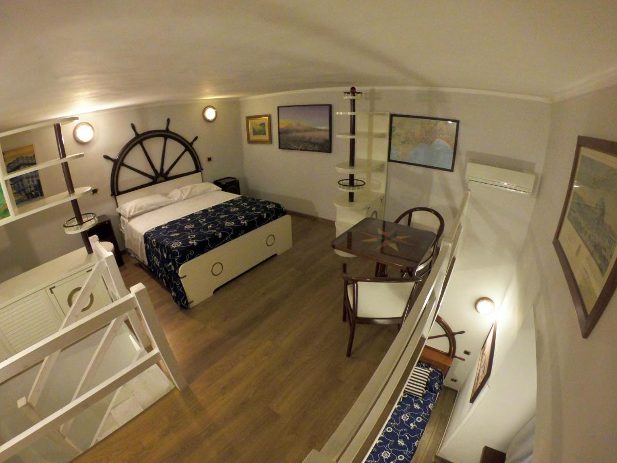 Hotel Ausonia Νάπολη Εξωτερικό φωτογραφία